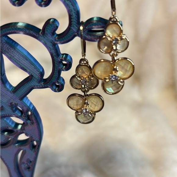 Elegant Gold and Silver Flower Earrings - Picture 1 of 3